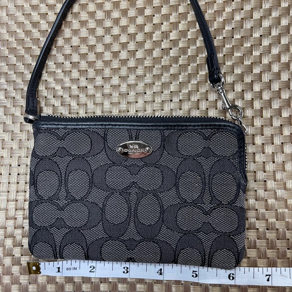 Coach small wristlet(s)- gently used but good condition! Looks new. - Picture 5 of 6